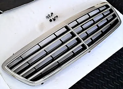 01 2002 2003 2004 2005 2006 Mercedes W203 C220 C230 C240 Front Hood Chrome Grill • $85