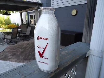 1957 Northland Quality Chekd Dairy Red Paint Quart Milk Bottle Des Moines IA • $15.95