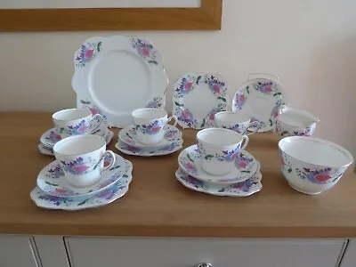 Colclough China Tea Set 16 Pieces Pink / Mauve Floral Pattern • £48