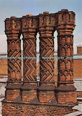 D024959 Hampton Court Palace. London. Tudor Style Chimneys. Department Of The En • £5.99