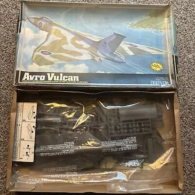 Vintage 1983 MPC 1/72 Scale Avro Vulcan Kit 1-4552 Sealed Parts BAD BOX • $32.24