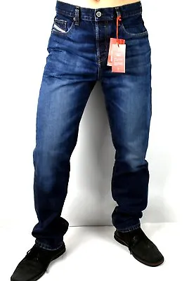 Diesel $350 Men's D-Viker Straight Jeans - 09C64 • $98