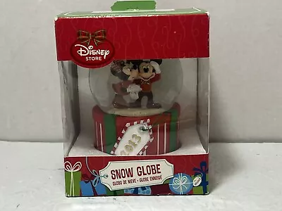 Disney Store Mickey & Minnie Mouse Snow Globe Mistletoe Holiday 2013 Christmas  • $20