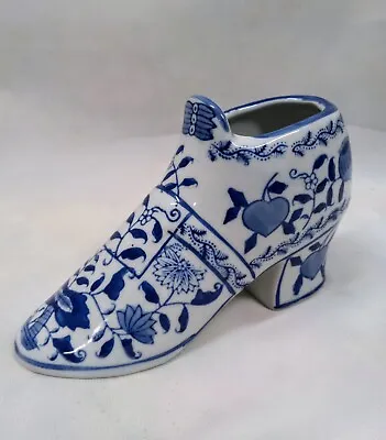 Blue & White Delft-Type  Porcelain/Pottery Shoe Figurine Vase  • $19.99