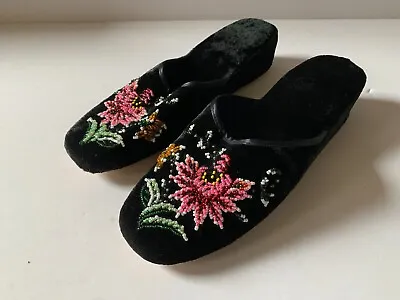 Vintage Made In China Beaded  Embellished Black Velvet Slippers • $13.50