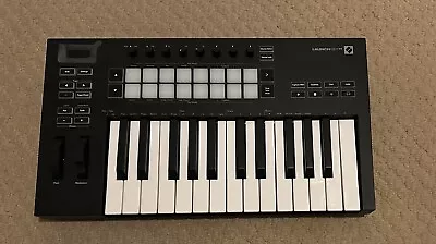 Novation Launchkey 25 [MK3] MIDI Keyboard Controller - Ableton Live Integration • £78.99