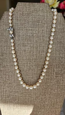 Estate Mikimoto 8mm & 7mm Akoya Pearl Necklace 18  White Gold Box Clasp 18k  • $2500