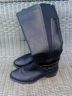 Ladies Boots Size 8 By Padders • £10