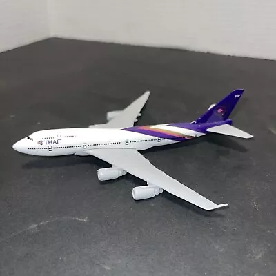1:400 Aircraft 16cm A380 Thailand Airlines THAI Alloy Plane Model Collection • $9