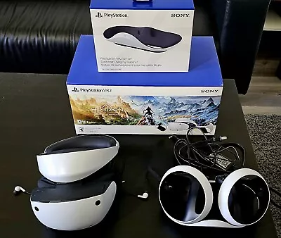 Playstation PS VR2 - PS5 - With Controller Charging Base- Excellent Condition • $399