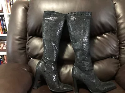 Victoria Secret Knee Hi Boots Stretch Black Size 9 • $50.99