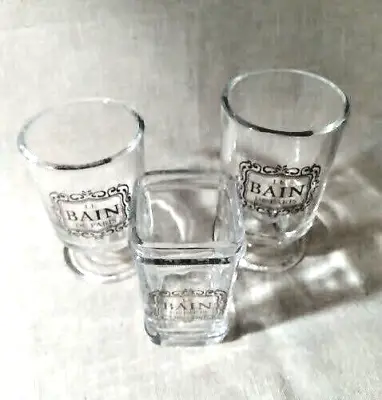 Le Bain Bathroom Vtg Luxury Apothocary Heavy Glass Storage Set Of 3 With Logo • £19.41