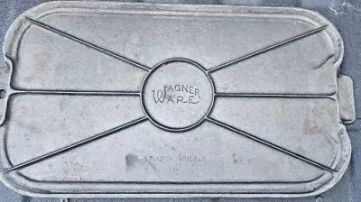 VINTAGE WAGNER WARE CAST IRON 17  GRIDDLE STYLIZED LOGO & Makers Mark B • $109.99