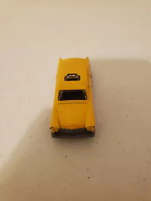 2003 / 2015 Matchbox - Checker Cab - MB980 - Yellow • $8.32