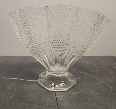 Vintage MCM L.E. Smith Hobnail Thousand Eyes Fan Vase Clear Glass  • $18.45