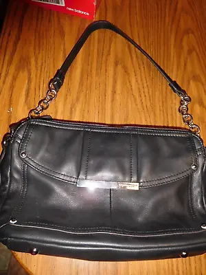 B Makowsky Handbag • $14.99