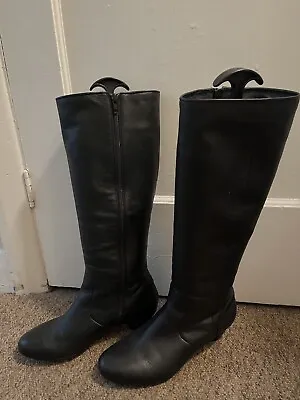 Camper Womens Black Leather Knee High Boots Low Block Heel Size 6 (39) VGC • £45