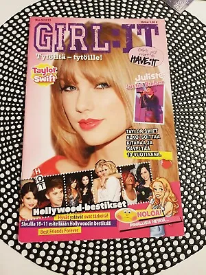 Taylor Swift 2012 Magazine Mary Kate Ashley Olsen Dakota Fanning Vanessa Hudgens • $15