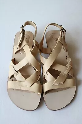 J Jill Leather Sandals Size 7 Cross Strap In Tan  • $15