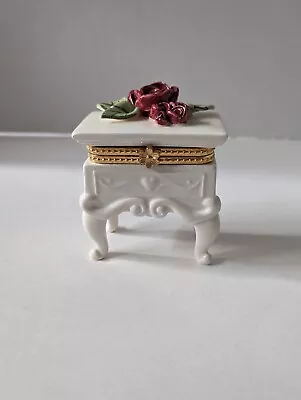 Mud Pie Vintage 1999 Trinket Box Stand With Roses On Top And Gold Heart Inside • $17.99
