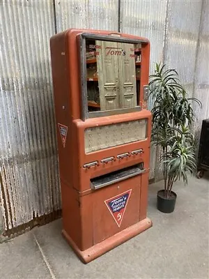 $985 • Buy Vintage Tom's Toasted Peanuts Vending Machine, Candy Vending Machine Collectible
