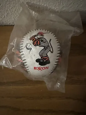 EXXON Put A Tiger In Your Tank COMMEMORATIVE SOUVENIR BASEBALL SEALED Vintage  • $25.68