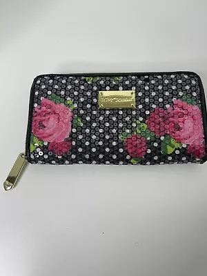 Betsey Johnson Betseyville Black Sequined Roses Pink Wrap Around Zipper Wallet • $8.95