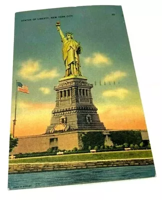 Ephemera Vintage Post Marked 1941 Statue Of Liberty Color Post Card • $9.38