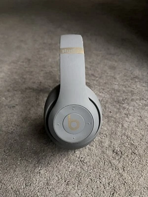 £10 • Buy Wireless Headphones Over Ear