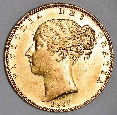 HIGH GRADE & LUSTROUS 1847 Queen Victoria Gold Shield Sovereign - 1ST PORTRAIT • £950