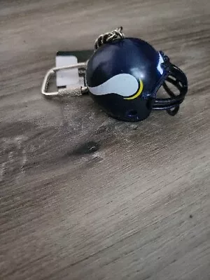 NFL Football Minnesota Vikings Logo Helmet Keychain New Old Stock  • $2.50