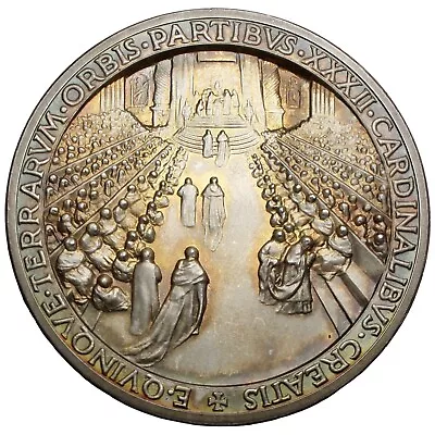 ITALY / VATICAN Pope Pius XII 1946 Silver Medal / 3D Architecture • $225