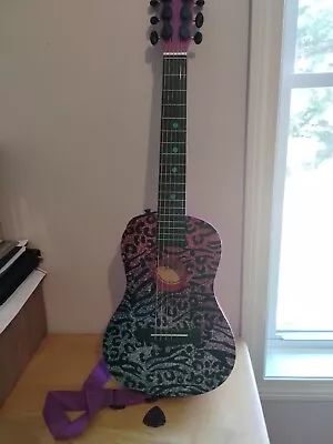 $15 • Buy FIRST ACT DISCOVERY DESIGNER ACOUSTIC GUITAR Model FG5016