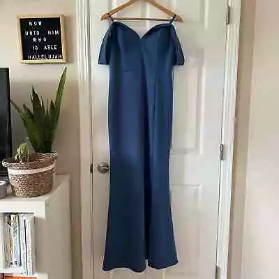 NWT: Aidan Mattox Deep V Gown Sz 8 • $199