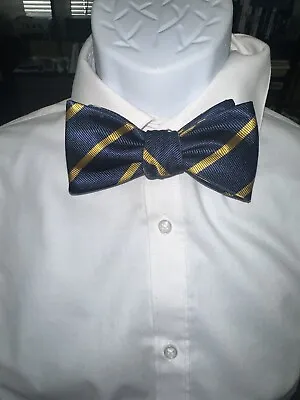 Ellis Tie Company Self Tie Bow Tie Navy Gold Polyester • $3.99