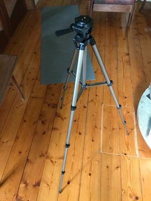 $20 • Buy Camera Tripod - Stein Zeiser MOD:SZ-02