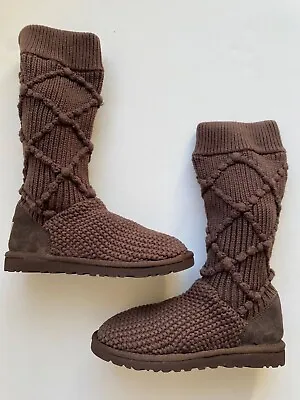 UGG Australia Classic Argyle Knit Boots Women's Size 6  Color Brown Chocolate • $50