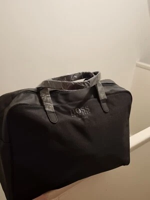 £28 • Buy Hugo Boss Mens Weekend Holdall Sports Gym Travel Bag Blk NEW. 32Length, 47width 