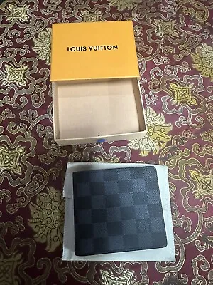 Louis Vuitton Checkered Leather Bifold Wallet LV Monogram Men • $220
