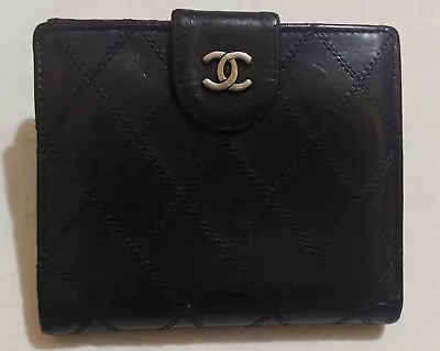 CHANEL Authentic CC Logos Quilted  Wallet Purse    Leather • $110