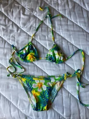 Vintage Hawaiian Floral Bikini Set Swimsuit Size S Low Rise Bikini Bottoms Y2K • $20