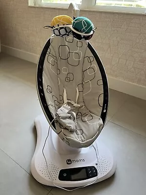 4moms MamaRoo 4 Bluetooth Plush Baby Swing - Silver • $80