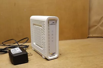 ARRIS SURFboard SB8200 DOCSIS 3.1 10 Gbps Cable Modem Barely Used • $40