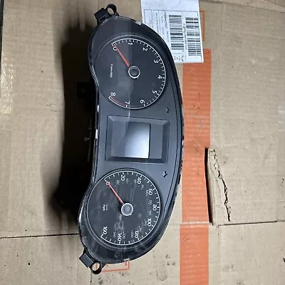 2011-2012 Volkswagen Jetta Speedometer Instrument Cluster Gauges CUUMQ • $37.99