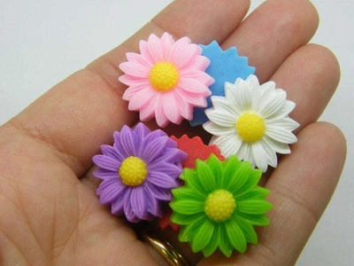 £2.30 • Buy 8 Daisy Flower Beads Random Mixed Resin F123
