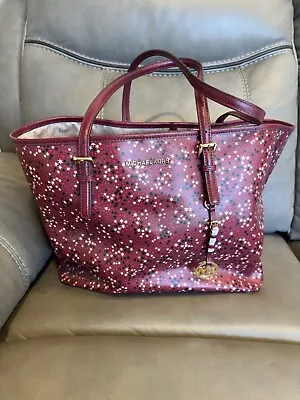 Michael Kors Jet Set Travel Large Carry All Tote - Mulberry 35H7GTVT9R • $79.99