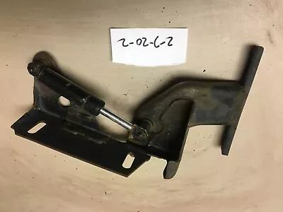 84-96 Corvette C4 Hood Hinge Passenger Side RIGHT Good Shock • $25