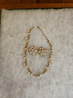 £16.55 • Buy Vintage Trifari Signed Necklace/ Earring Set