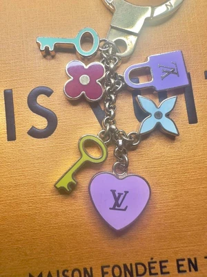 $287 • Buy Louis Vuitton Gold Bag Charm Keychain Key Ring Multicolor Motif Women Used