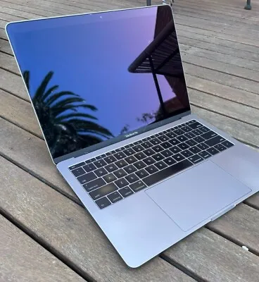 $350 • Buy Macbook Pro 2017 Space Grey 128GB 13.3-inch 2.3GHz